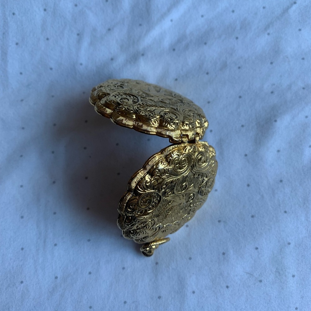 Vintage Max Factor Gold Birds Lark Compact Pocket Watch W/ Powder And Puff